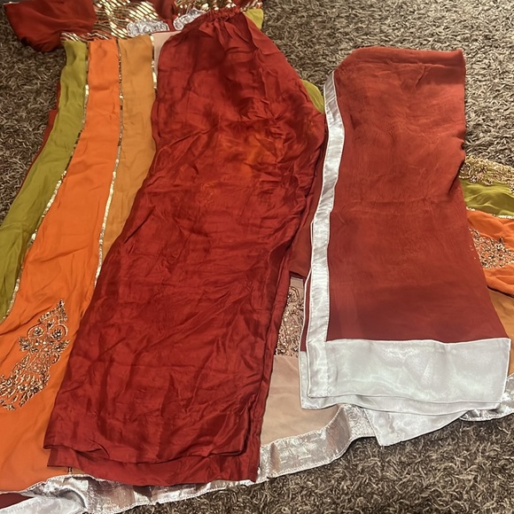 Shalwar kameez - Picture 9 of 11